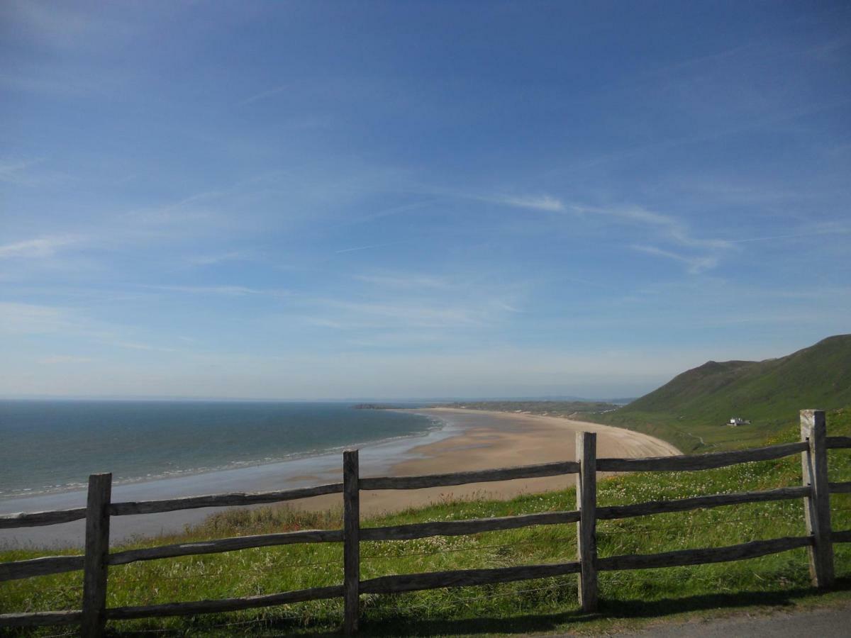2 Tan Yr Eglwys Villa Pontardawe Екстериор снимка